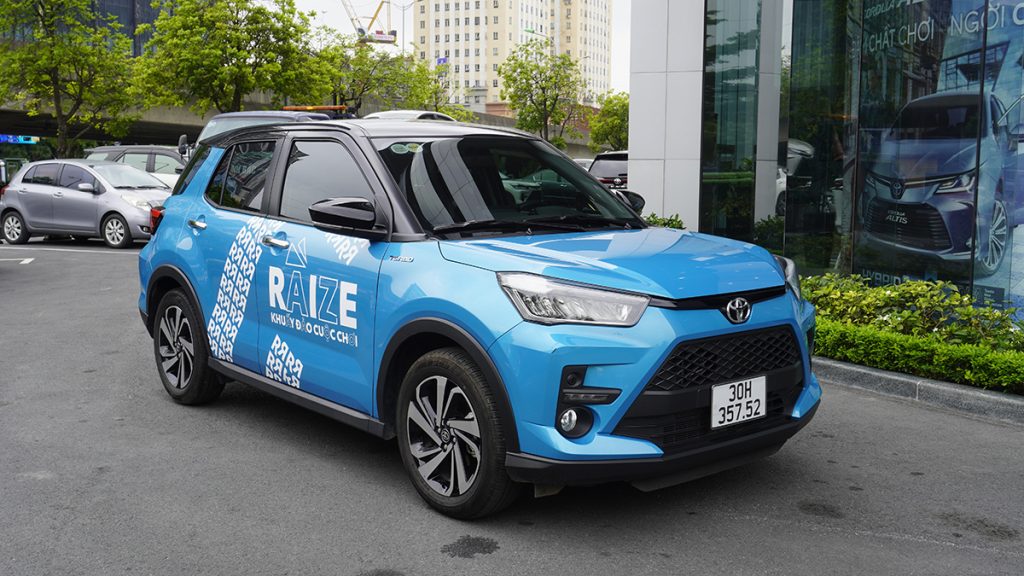 Toyota Raize giá 600 triệu đổ lại