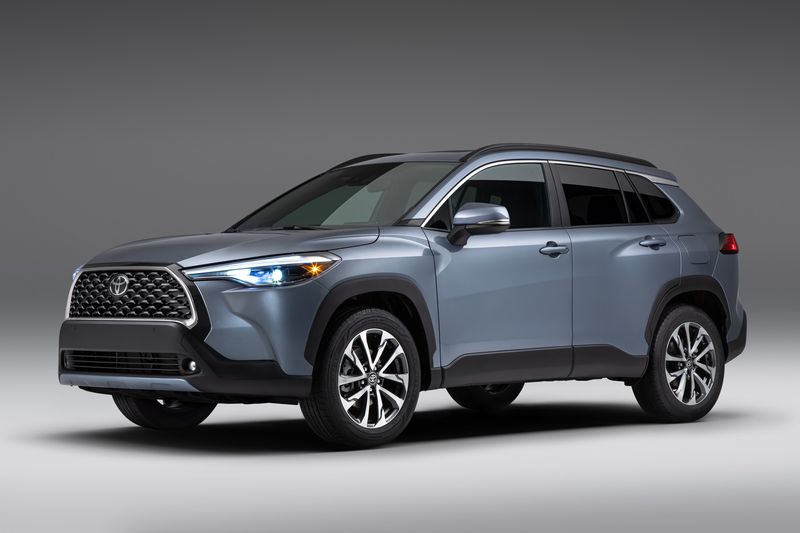 xe Toyota Corolla Cross 2022 màu xanh xám