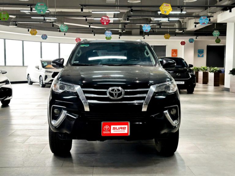 TOYOTA FORTUNER 2.4AT 2019